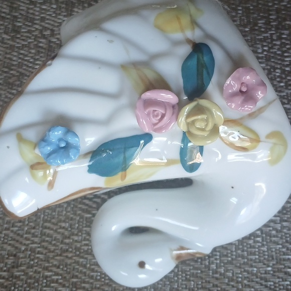Vintage Small Swan Handpainted Ceramic Planter - Picture 6 of 6